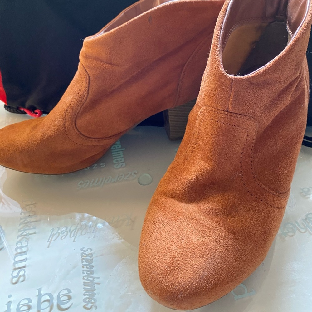 Brown Felt Women’s Ankle Boots